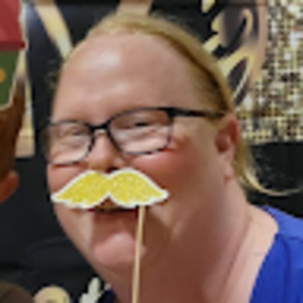 Meet your Posher, Kim